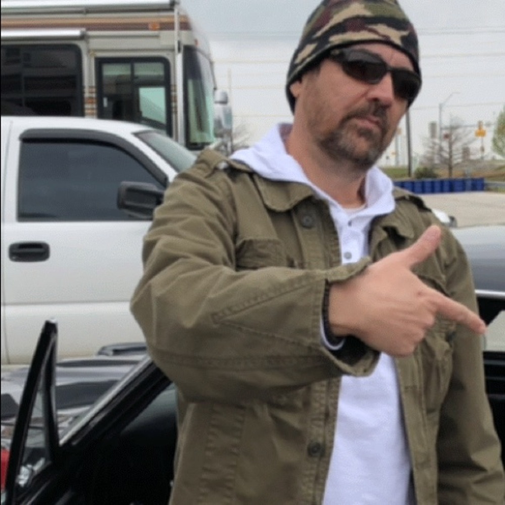 Meet your Posher, Humberto